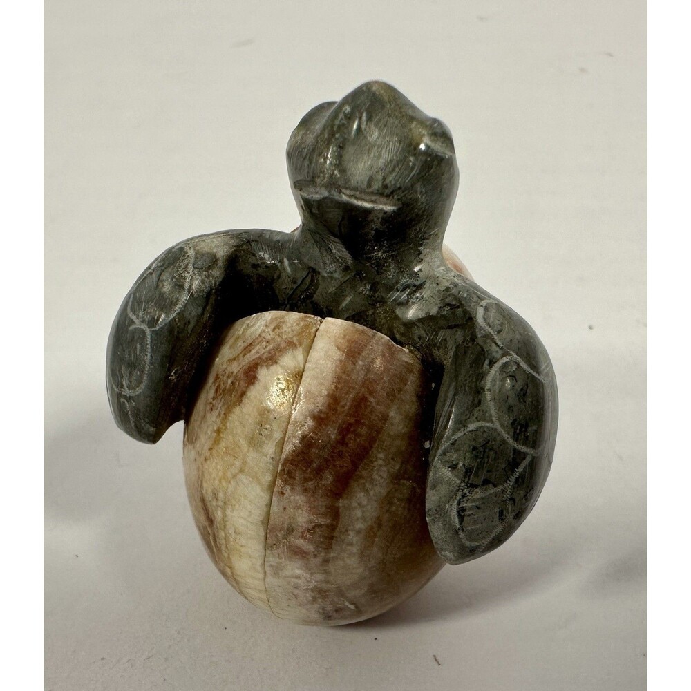 🖤Hand Carved Onyx Stone Baby Sea Turtle Hatching Egg Figurine Serpentine 2”